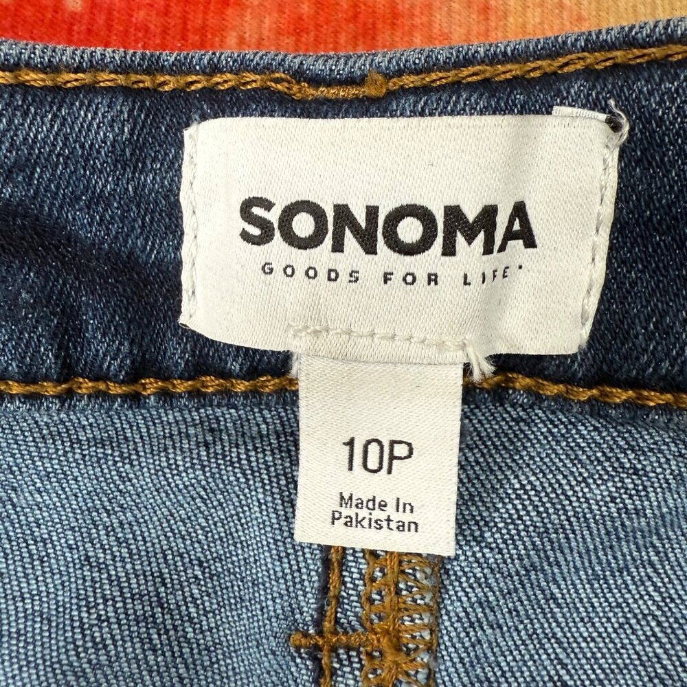 Sonoma Womens Size 10P Blue Denim Bermuda Shorts Cuffed Stretch Everyday Wear - Picture 2 of 8